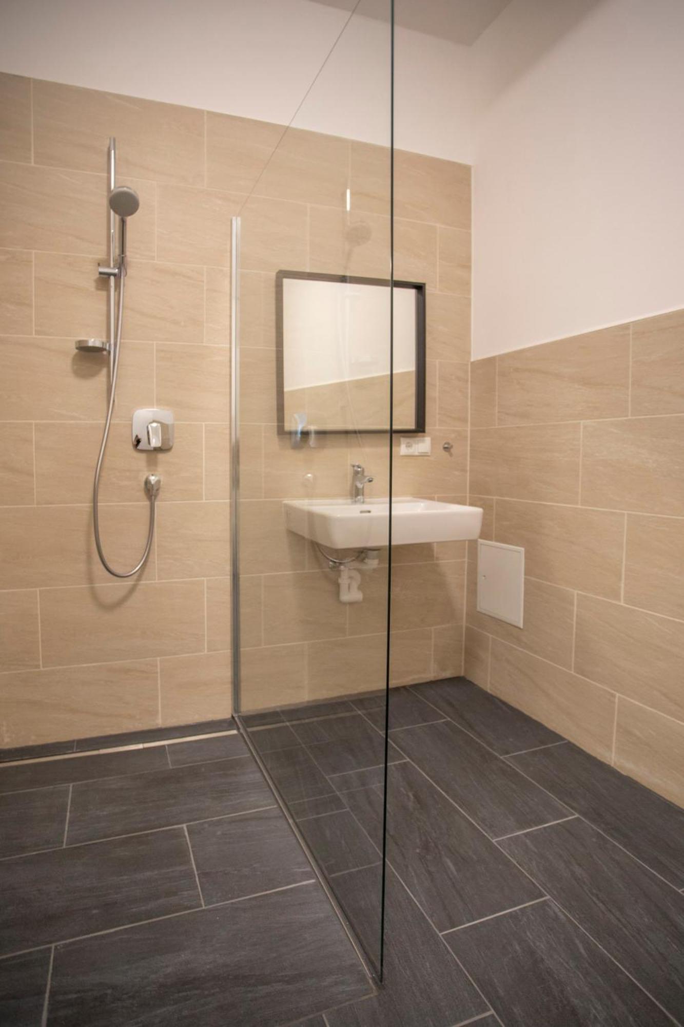 Innsbruck Urban Apartment I No Stairs I 24H Contactless Check-In Eksteriør bilde